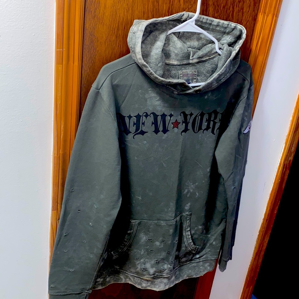 Boys XL 18 New York destroyed hoodie